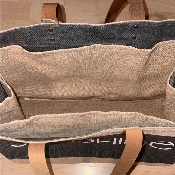 Black and Tan Tote Bag - Picture 3 of 7